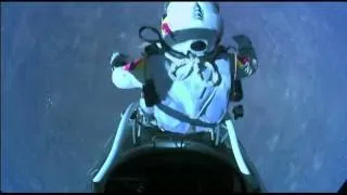 Red Bull Stratos Jump in 2 minutes | 14 Oct 2012 128.177 ft/39.068m