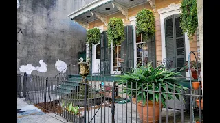 New Orleans Homes - Go Take a Walk