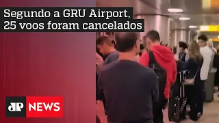 Aeroporto de Guarulhos tem voos cancelados por bloqueio em rodovia