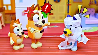 BLUEY, Be careful! When Toilet Paper Becomes a Weapon! | Pretend Play with Bluey Toys