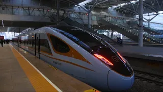 New high-speed railway starts operation in west China