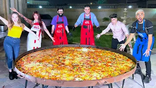 صنعت اكبر بيتزا في العاالم مع الشيف بوراك | واتحديت اليوتيوبرز ياكلوها معي !!!