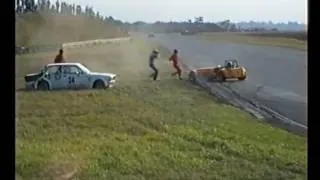 Crazy Incident On Oily Track Castle Combe Special GT  1990