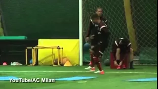 El Shaarawy freestyle football juggling in Milanello Daily