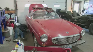 Young midcoast mechanic making a career out of restoring old cars