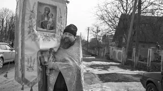 8.03.2019. Молитвенное стояние православных УПЦ возле захваченного храма в Рудом Селе.