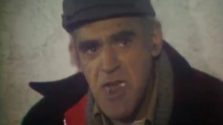 Abe Vigoda meets The Littlest Hobo (1980)