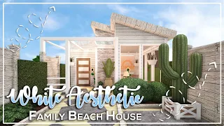 No Gamepass Tiny Family White Aesthetic Beach House Speedbuild and Tour - iTapixca Builds