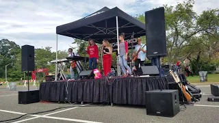 Savannah and the School of Rock Port Jefferson Junior House Band singing No One Knows