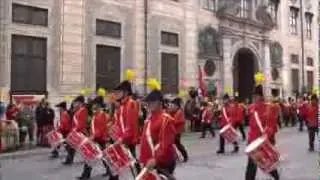 Oktoberfest Parade - Munich 2013