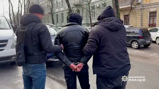 500 доларів за членство в антикорупційній громадській організації: поліцейські затримали одесита