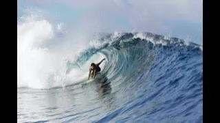 Tavarua Fiji Dreams surfing Cloudbreak, Wilkes, Restaurants and spearfishing too
