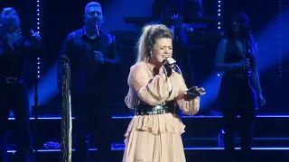 Kelly Clarkson - Rock Hudson live in Las Vegas AUg 5th, 2023