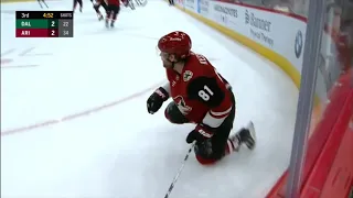 2019-12-29 Stars at Coyotes -- Benn hits