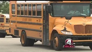 Lee County School District in dire need of bus drivers