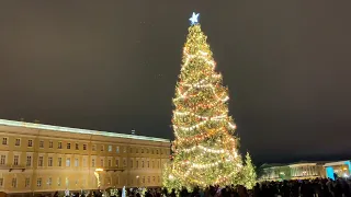 Дворцовая площадь, Санкт-Петербург, главная ёлка города. 31.12.2021 год