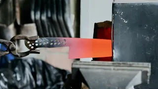 How I Heat Treat My Knives In A Forge