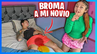 LE HAGO CREER A MI NOVIO QUE SE ORINA EN LA CAMA *Broma Pesada