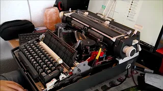 Пишущая машина Олюмпия СГЕ52   Ятрань   РАССКАЗ