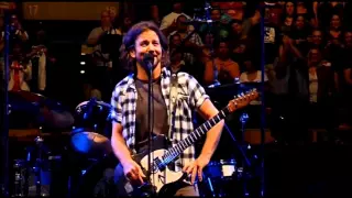 Little Sister - Eddie Vedder, Robert Plant (Elvis Presley Cover)