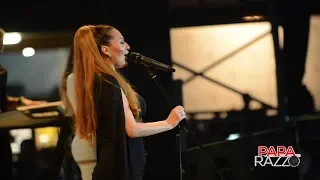 Ceca peva dok Dragana Mirkovic jos prepricava... - Paparaco 8-11 (Official video)