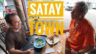 Who Serves the BEST Satay Kajang??! (A Guided Tour)