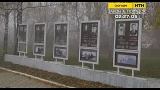 У Сумах вандали розбили пам'ятний знак на Алеї Слави