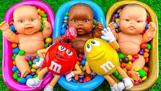 3 Bathtubs Full of Mixing Candy M&M's Dispenser with Kinetic Sand Cutting & Lollipop Satisfying ASMR
