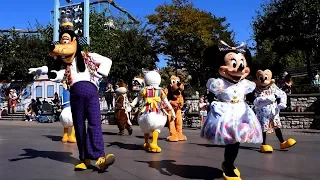 Mickey and Friends Band-Tastic Cavalcade | Disneyland Park