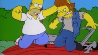 Homer Simpson VS Snake --- Boj o káru