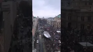 Mehr als 44.000 Menschen demonstrieren in Wien in Österreich