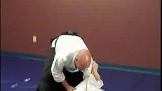 Kick Defenses: Intermediate Aikido Techniques : Leg Nikyo against a Roundhouse Kick: Intermediate Aikido Techniques