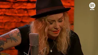 Anneke van Giersbergen - Like a Stone (Audioslave cover)