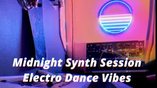 Midnight Synth Session with Roland Fantom X8 - Electro Dance Vibes