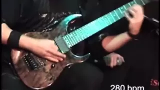 EL GUITARRISTA MAS RAPIDO DEL MUNDO