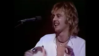 Queen - '39 - Live in Earls Court '77 (Color Correction + stereo mix)