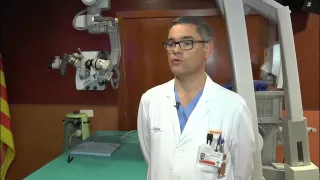 El Hospital de La Ribera incorpora una nuevo microscopio neuroquirúrgico