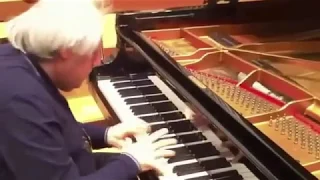 Sokolov plays Bach Italian Concerto - VIDEO excerpt from rehearsal