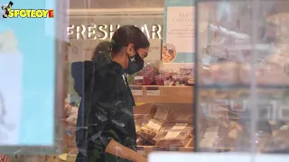 Deepika Padukone Spotted at Food Hall in Bandra | SpotboyE