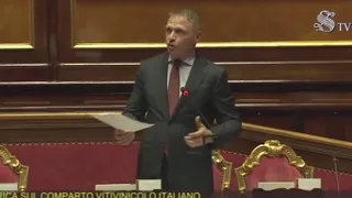 La gaffe del ministro Lollobrigida: «Per fortuna la siccità ha colpito il Sud e la Sicilia...»