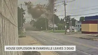 3 dead in Evansville, Indiana explosion; 11 homes destroyed, dozens damaged