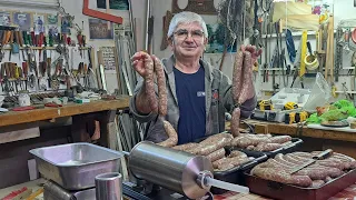 Πως  φτιάχνω  σπιτικά  λουκάνικα  με πράσο. Make homemade sausages with leeks.