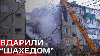 «Вийшла на балкон – половини під’їздів немає»: росіяни вдарили шахедом по Сумах