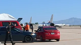 USAF Thunderbirds taxi out at Thunder & Lightning Over Arizona Airshow.