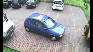 Tenta di uscire dal parcheggio! Quello che state per vedere è impensabile!