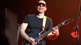 Joe Satriani Live 2022 🡆 Summer Song 🡄 Nov 18 ⬘ Houston, TX