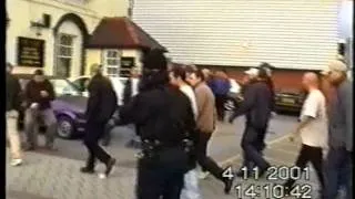 Football Hooligans - Wrexham town Vs Cardiff city 2001