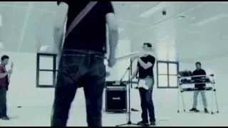 DOMENICA - Λίγη Ζωή ακόμη - Official Video Clip