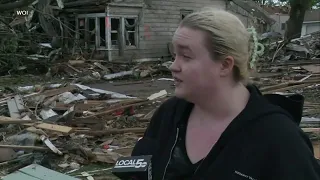 Deadly tornado leaves devastation for small Iowa community