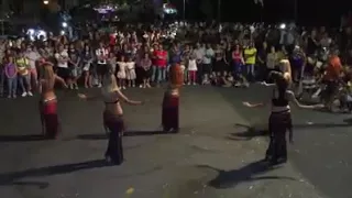 Festa Medievale Motta Sant'Anastasia spettacolo Danza del ventre Le Sirene del Nilo